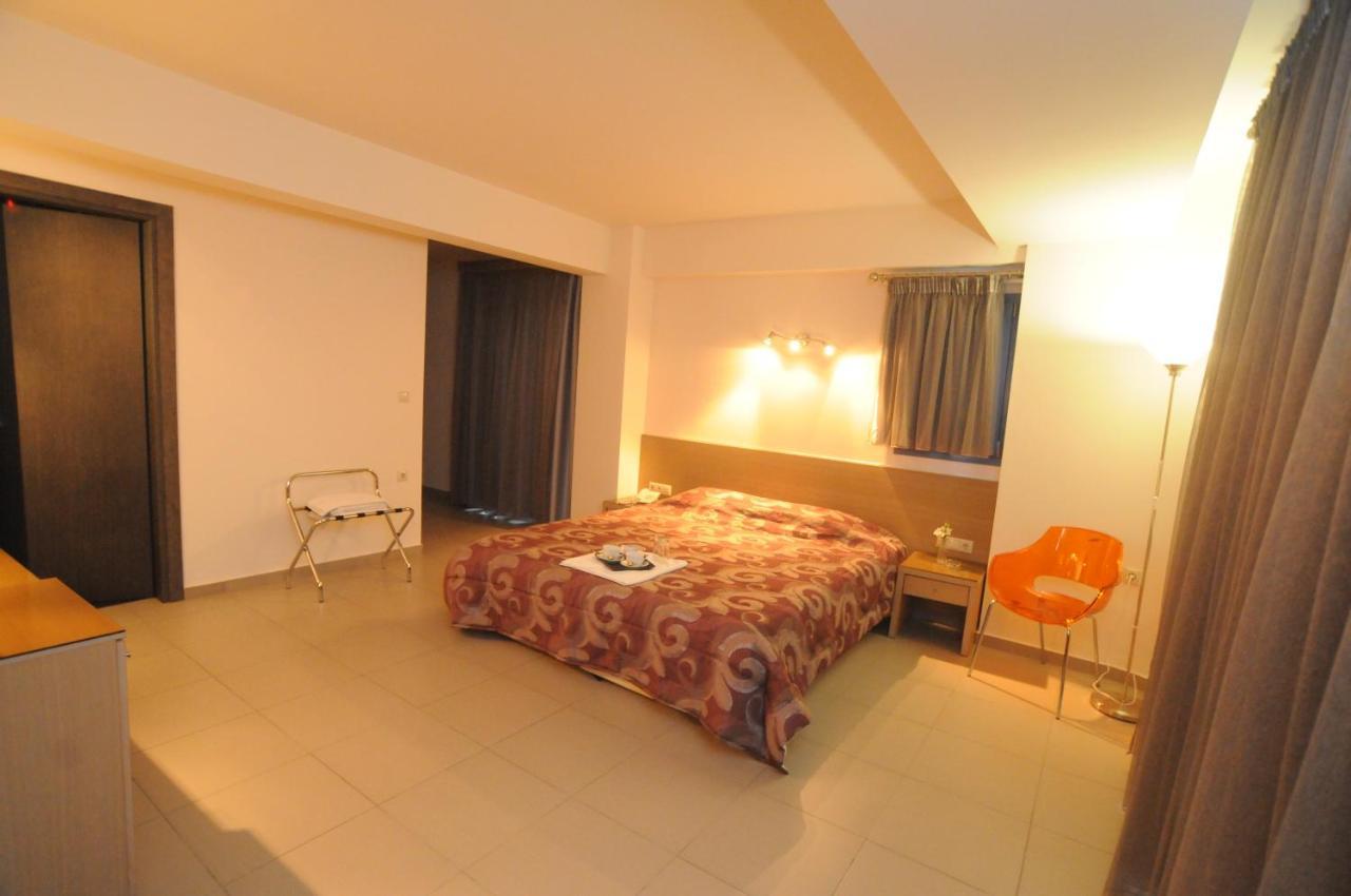קומוטיני Kyridis Hotel מראה חיצוני תמונה